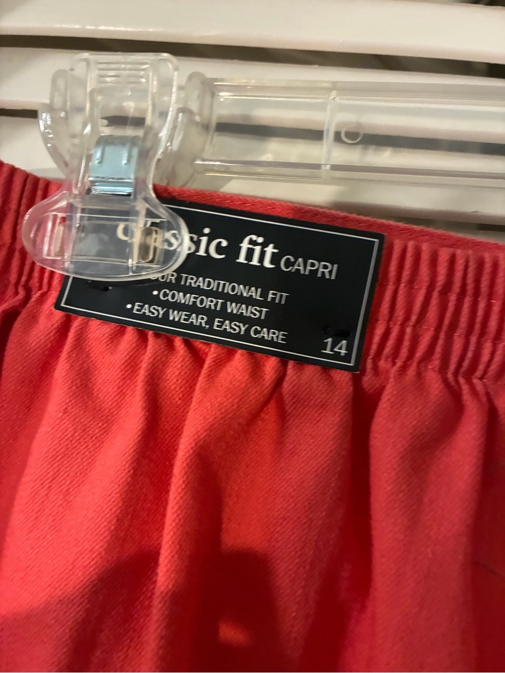 NEW Alfred Dunner coral capris - Picture 4 of 7